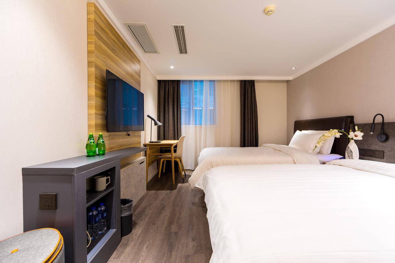 Hanting Premium Hotel Shanghai Dapu Bridge Riyueguang Shopping Mall Exterior photo